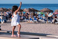 Nina-Danzante-Playa-Peniscola.A