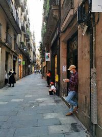 Personas-Calle-Bayns-Nous-Barcelona